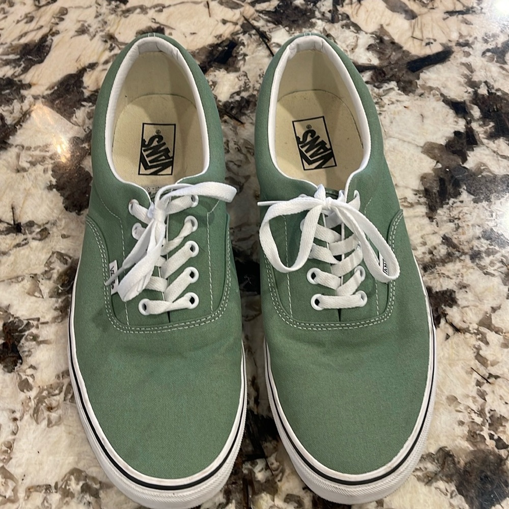 VANS🛹🤙🏼 Authentic, Iceberg Green🍀 MENS Size 13-Like NEW, Used for 1 Photo Shoot📸